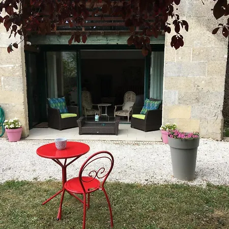 La Grange De Bellefontaine Et Sa Piscine Privée * Bellefond